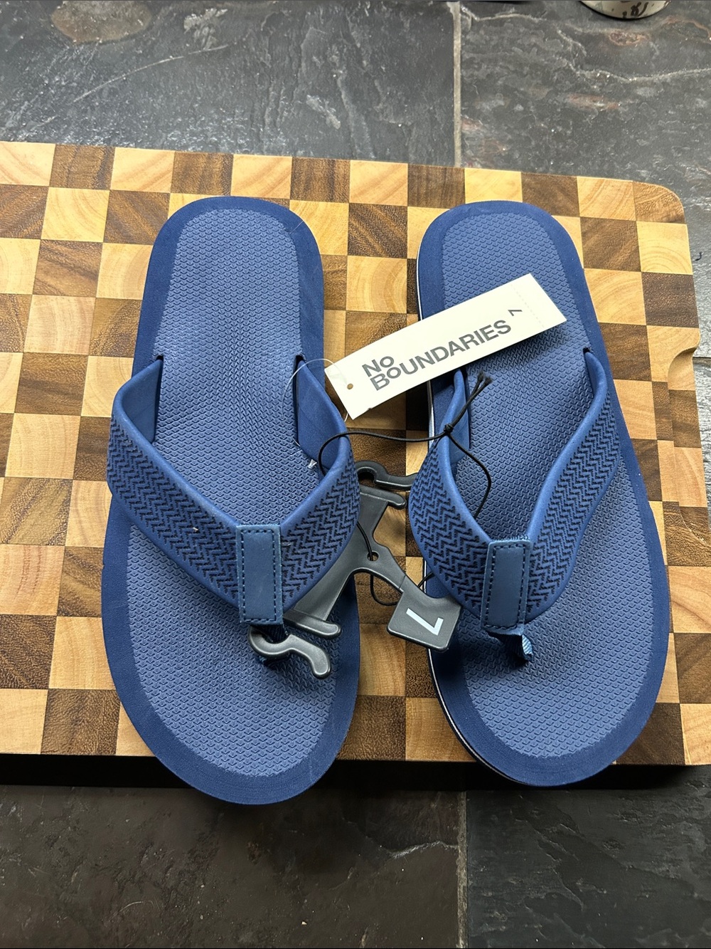 No Boundaries Blue Men's Textured Flip Flops